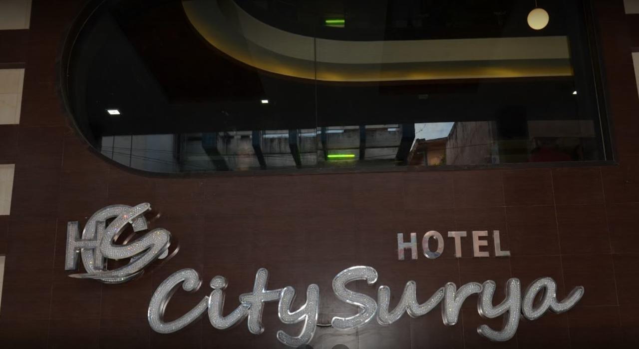 City Surya Hotel Gaja Zewnętrze zdjęcie