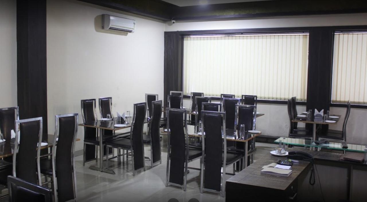 City Surya Hotel Gaja Zewnętrze zdjęcie