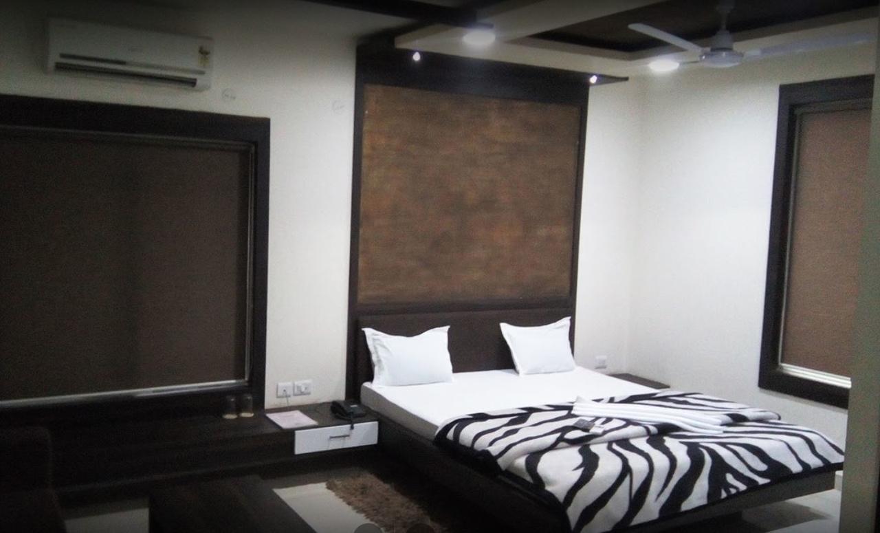 City Surya Hotel Gaja Zewnętrze zdjęcie
